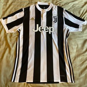 Juventus Soccer Jersey 2017-2018 Home Kit